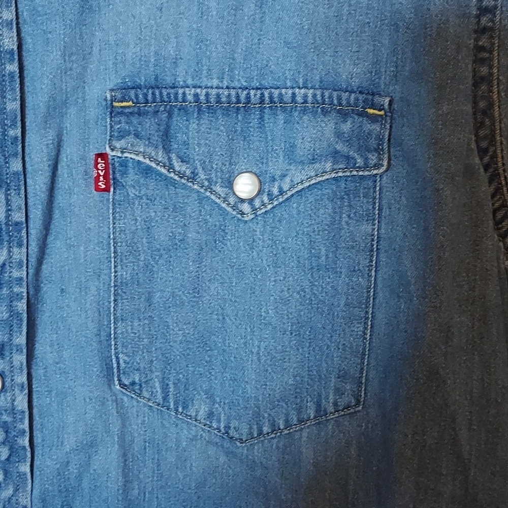 Levi's Men's Western Shirt Pearlized Snaps Medium Wash Denim Large - Picture 4 of 14